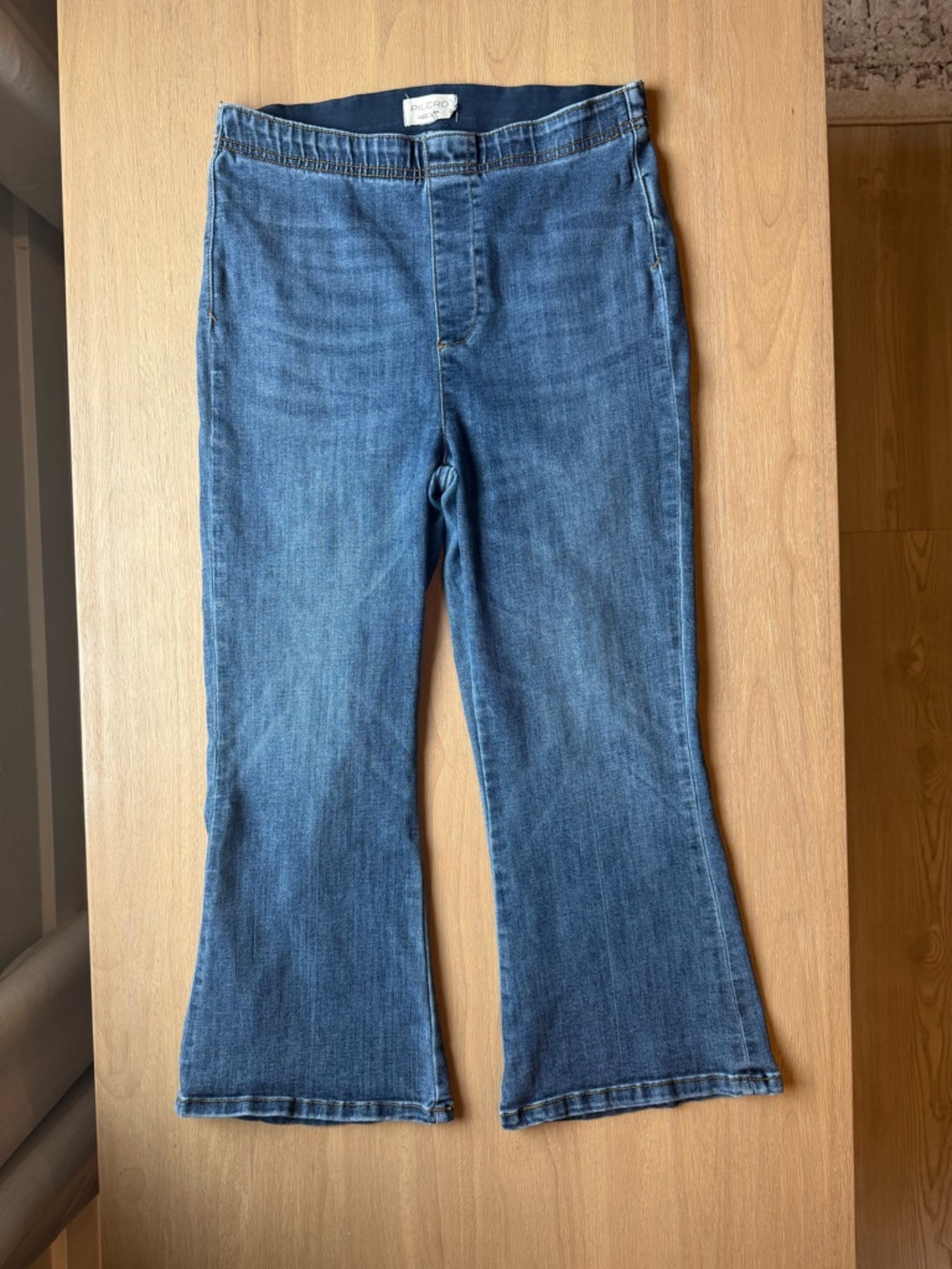 Pilcro by Anthropologie Women's Crop Flare Jeans Medium